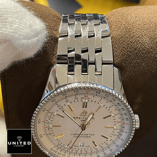 Breitling Navitimer 41 Replica 3 breitling-navitimer-A17326211G1A1-replica-white