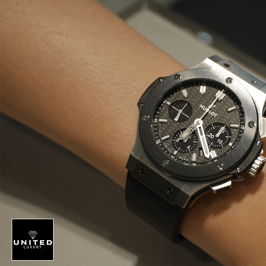 Hublot Watch Black Replica 4 Hublot Big Bang Steel Ceramic Rubber Black Dial Replica on the wrist