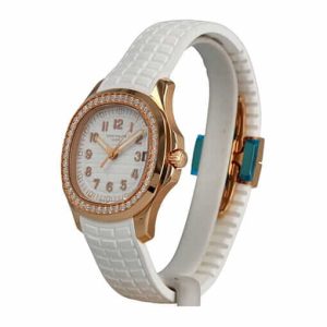 patek-philippe-nautilus-rose-gold-left