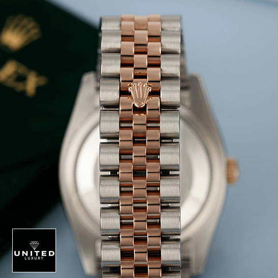 Rolex Datejust 126331-0010 Sundust Dial Replica 5 Rolex Datejust Sundust 126331-0010 Rose Gold and Silver Jubilee Bracelet on the Rolex Logo