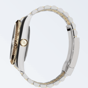 4e3e3f51-d107-428c-acc6-cf056624c22c