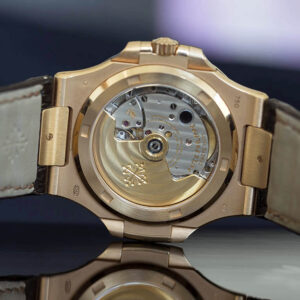 patek_philippe_nautilus_5711R-001_9
